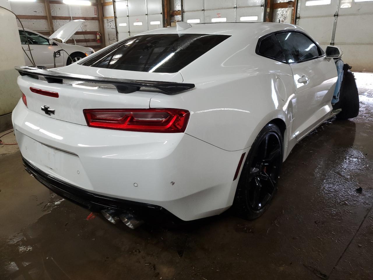 2018 CHEVROLET CAMARO SS - Фото 3