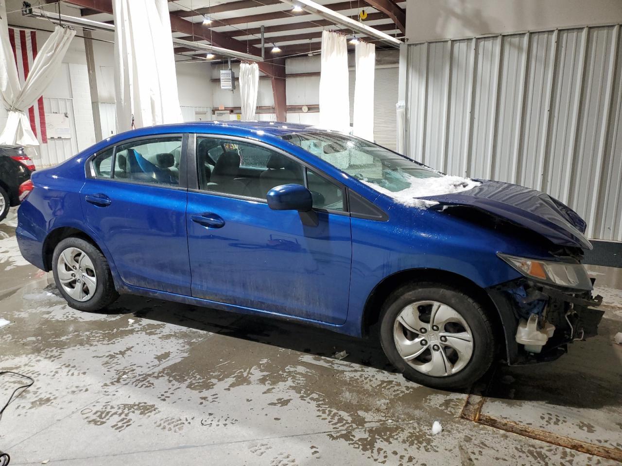 2015 HONDA CIVIC LX - Фото 4