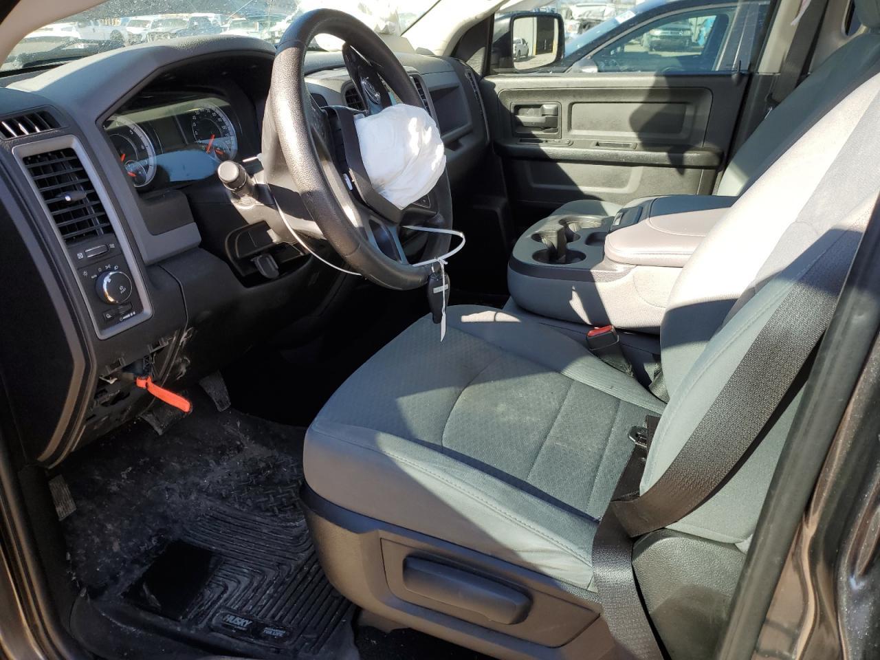 2017 RAM 1500 ST - Image 7