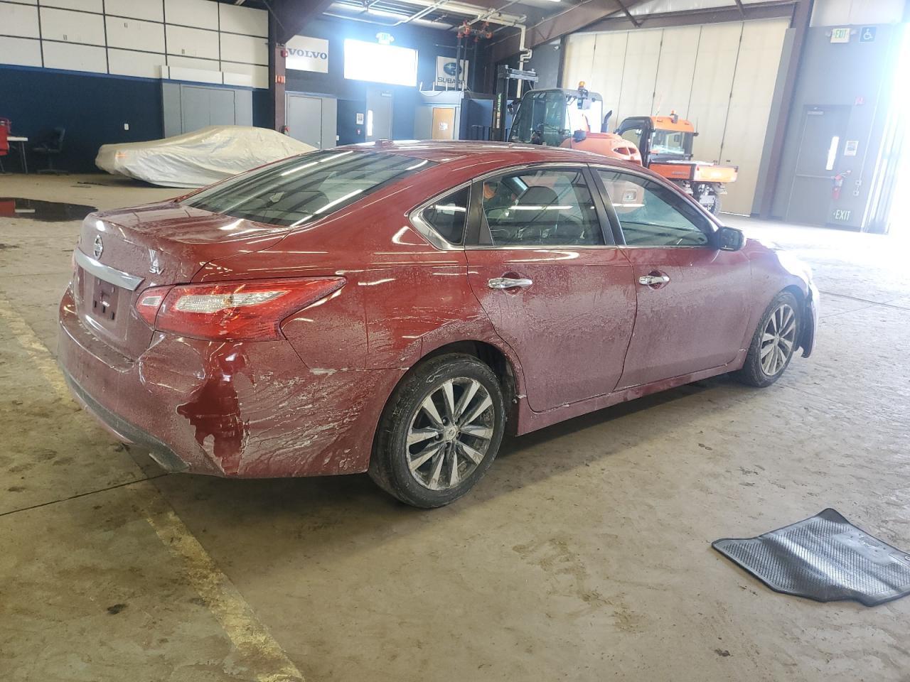 2017 NISSAN ALTIMA 2.5 - Фото 3