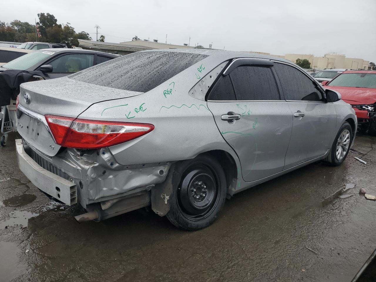 2016 TOYOTA CAMRY LE - Image 3
