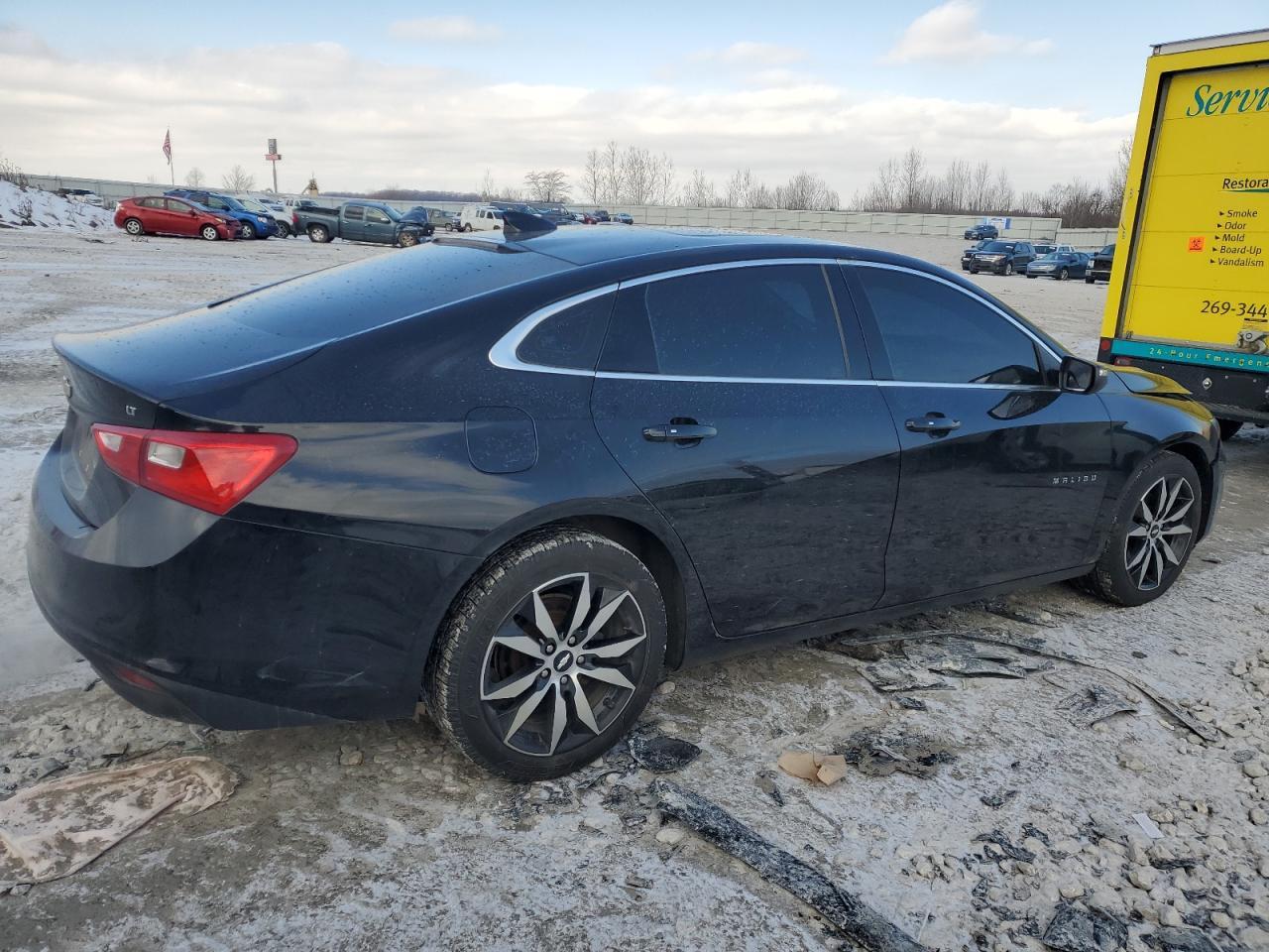 2017 CHEVROLET MALIBU LT - Image 3