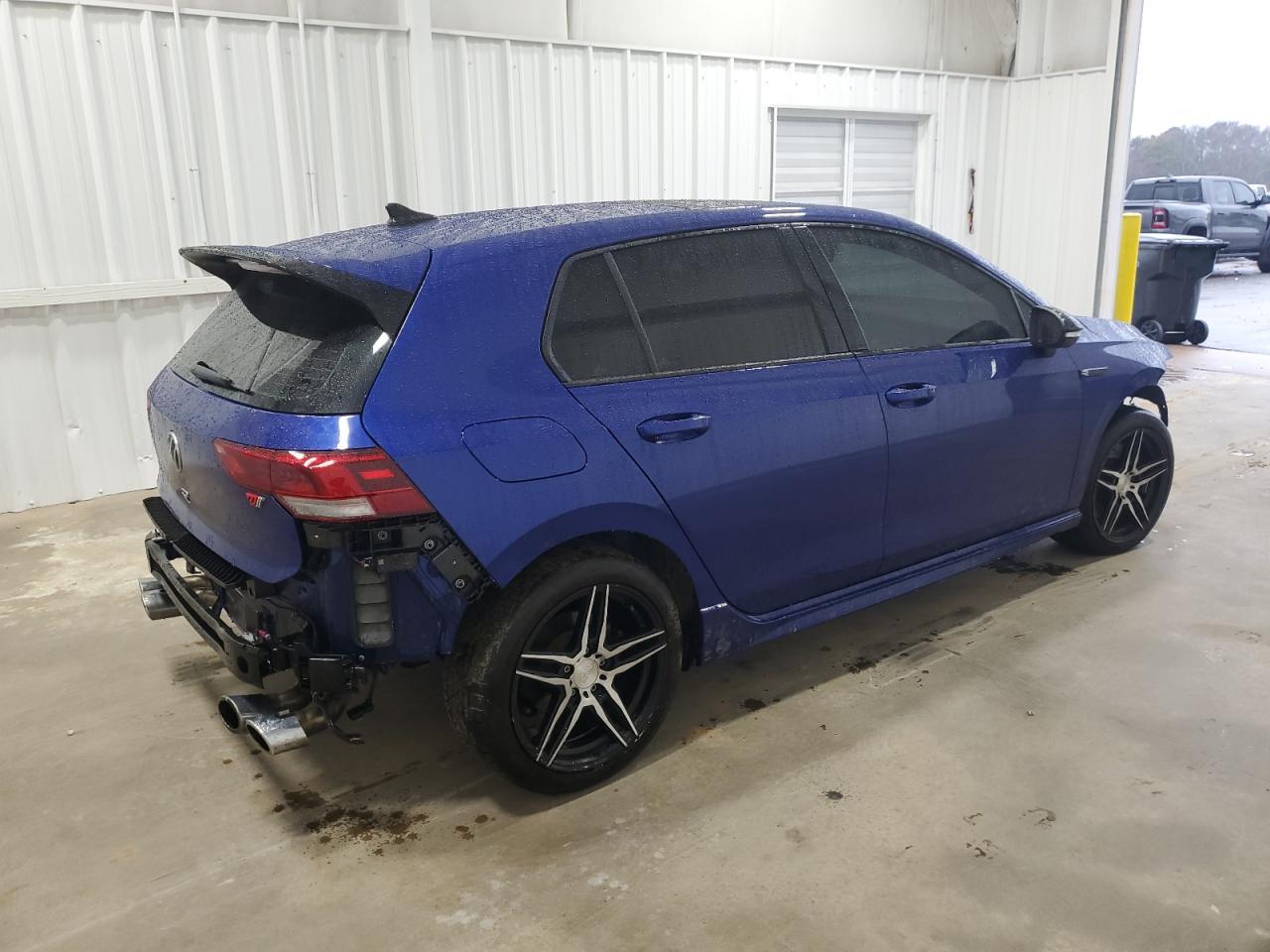 2022 VOLKSWAGEN GOLF R - Фото 3