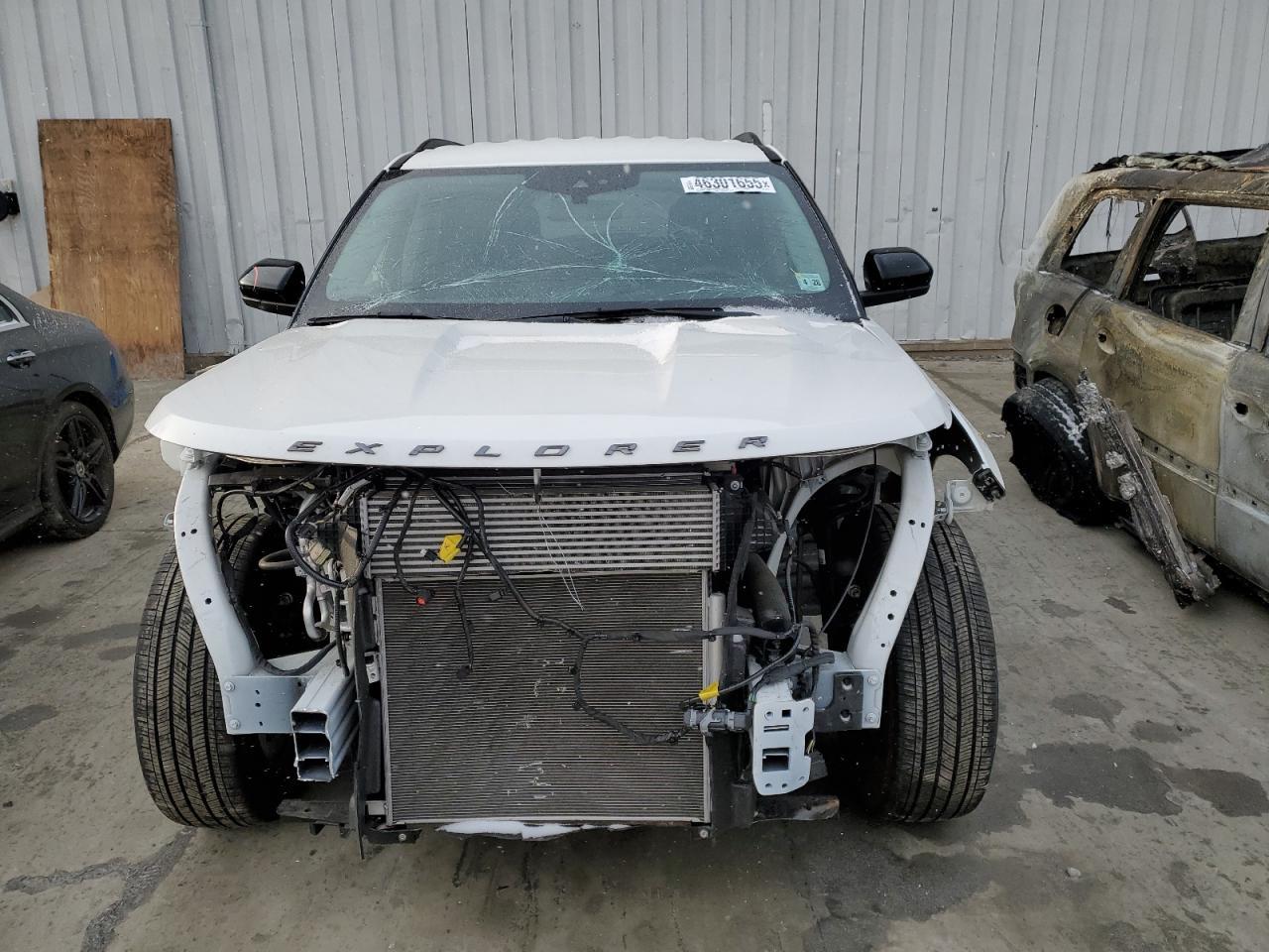 2022 FORD EXPLORER X - Фото 5