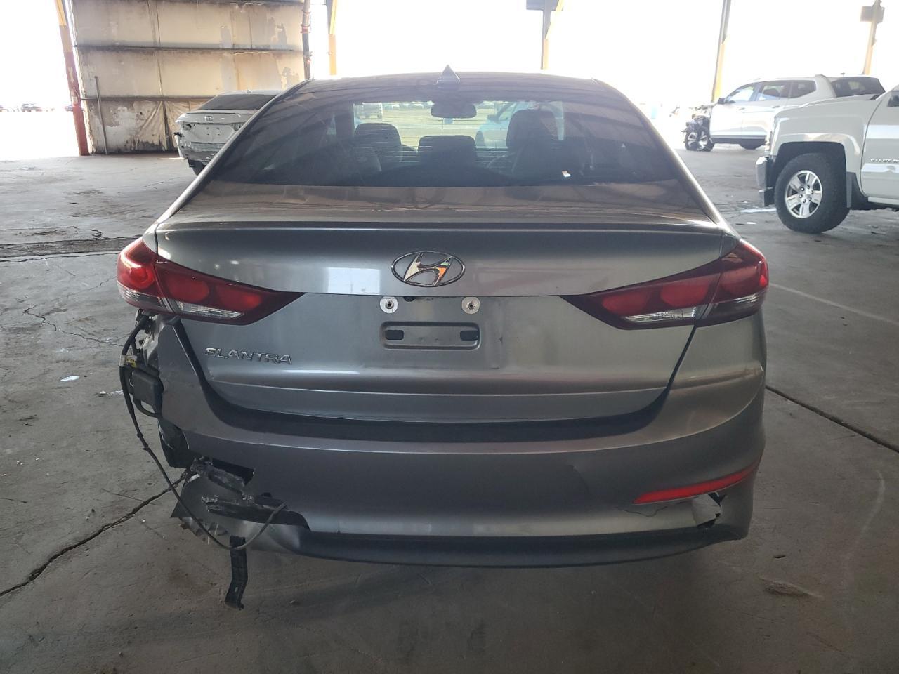 2018 HYUNDAI ELANTRA SE - Image 6