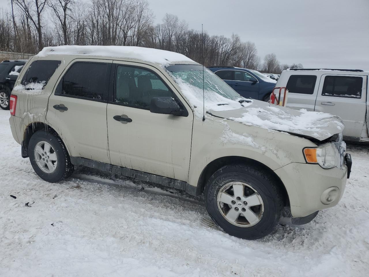 2012 FORD ESCAPE XLT - Фото 4