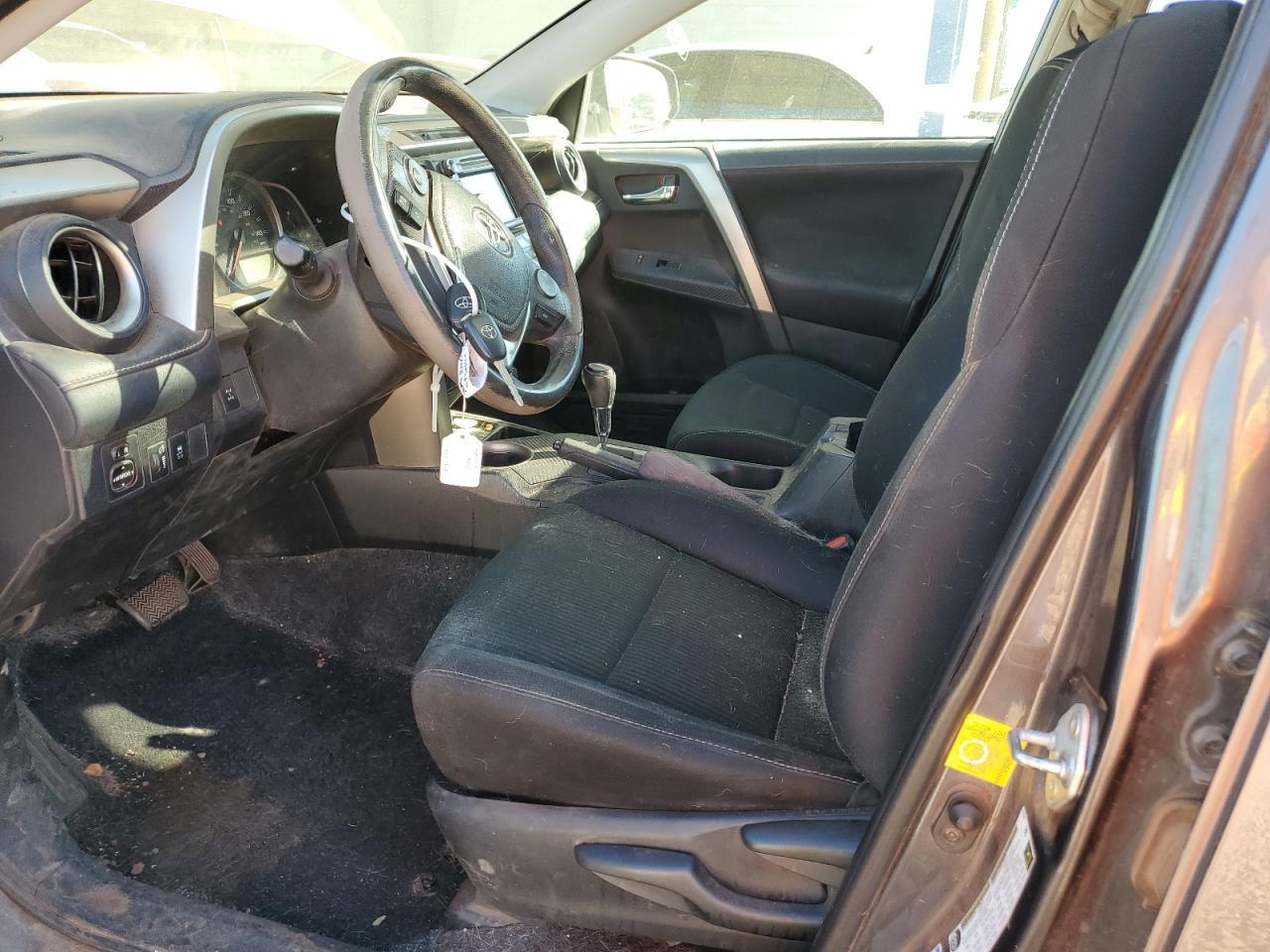 2015 TOYOTA RAV4 XLE - Image 7