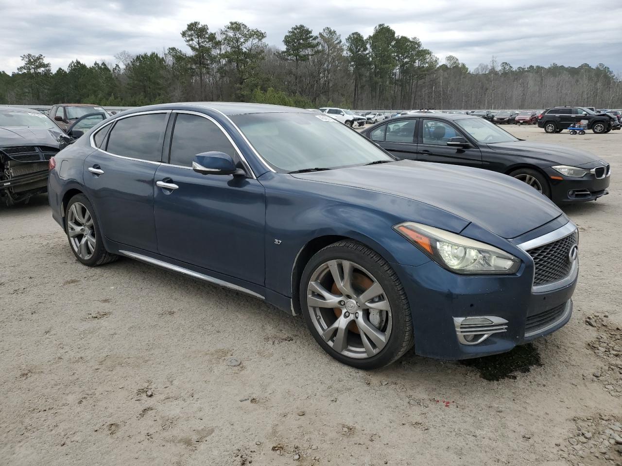 2015 INFINITI Q70L 3.7 - Image 4
