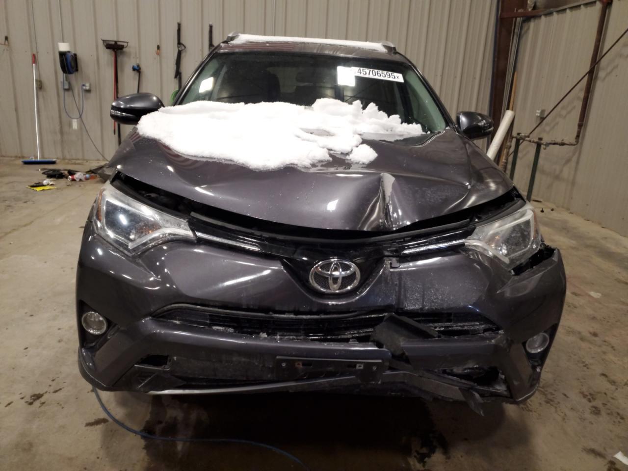 2016 TOYOTA RAV4 XLE - Image 5