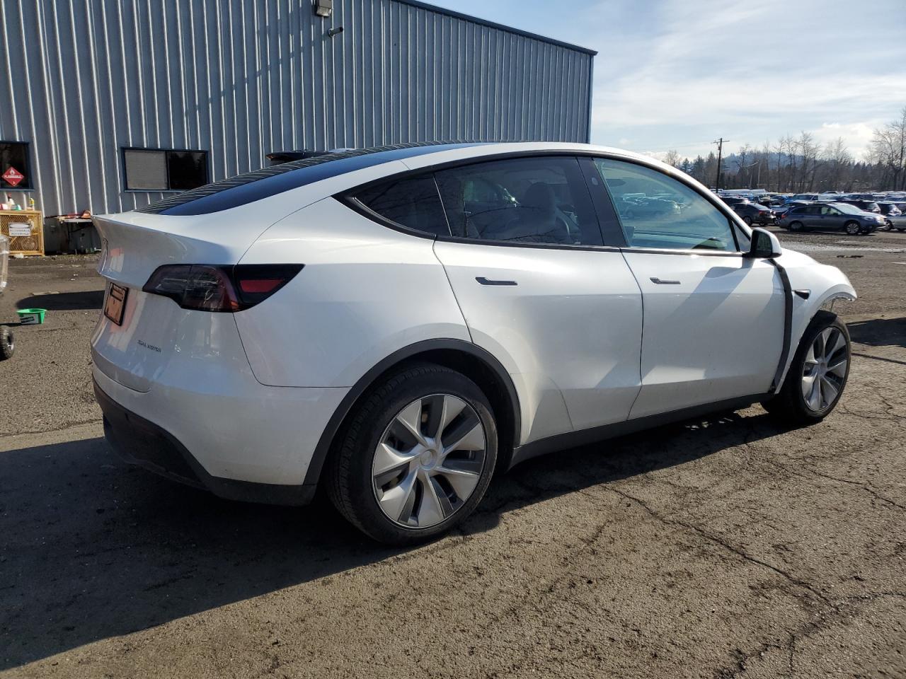 2023 TESLA MODEL Y - Фото 3