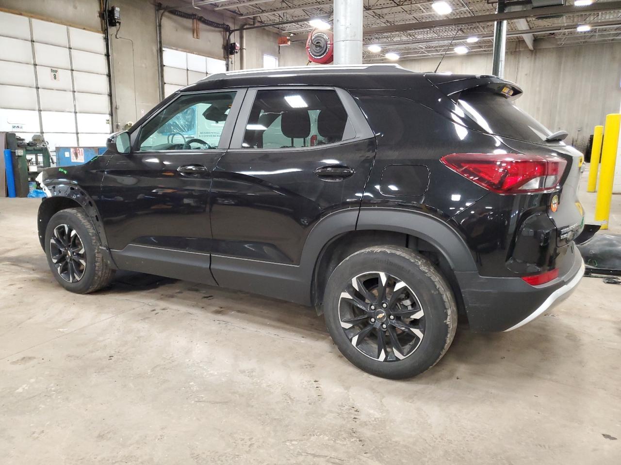 2021 CHEVROLET TRAILBLAZE - Фото 2
