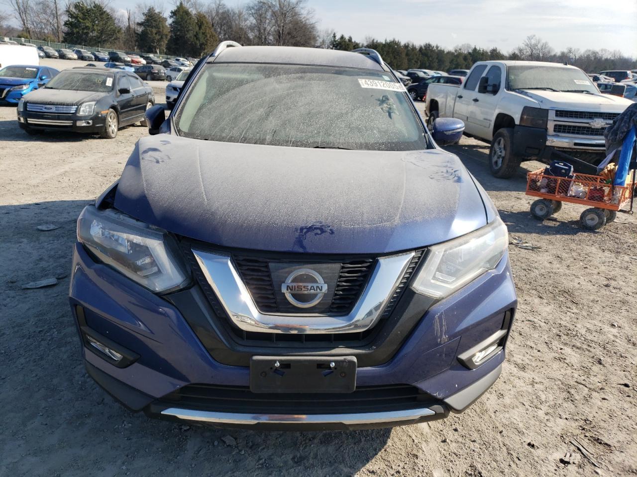 2017 NISSAN ROGUE S - Фото 5