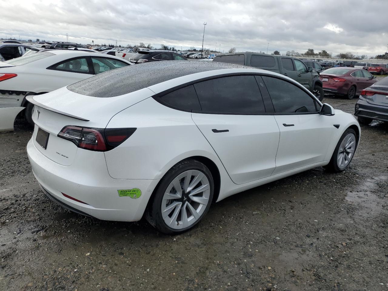 2021 TESLA MODEL 3 - Image 3
