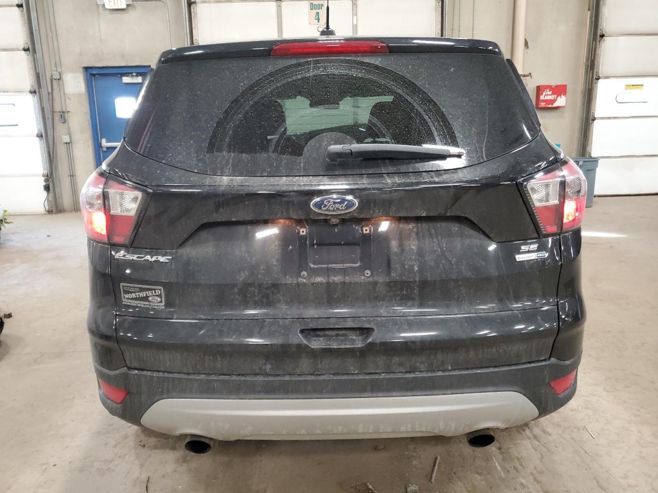2017 FORD ESCAPE SE - Image 6