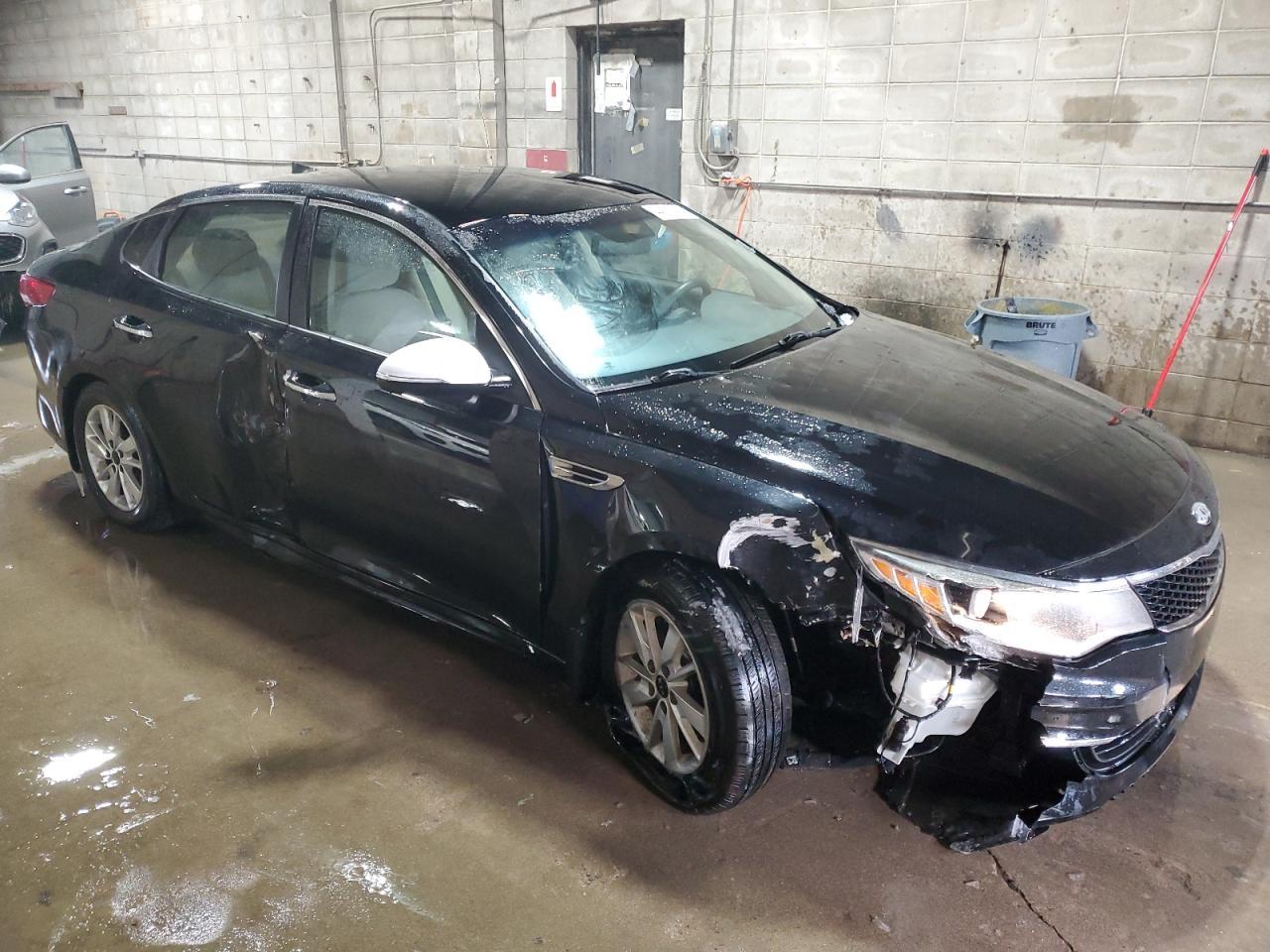 2016 KIA OPTIMA LX - Фото 4