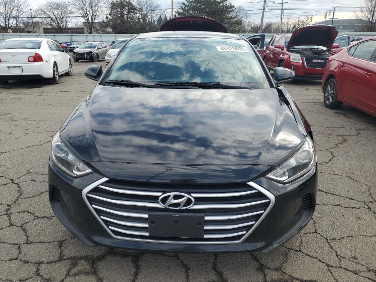 2018 HYUNDAI ELANTRA SE - Фото 5