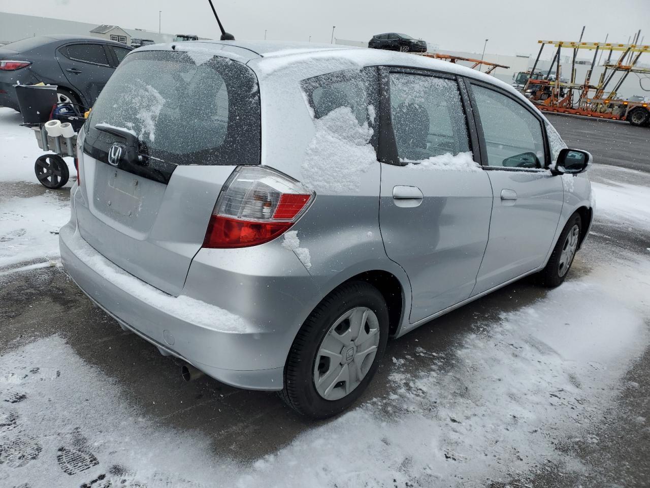 2013 HONDA FIT - Image 3
