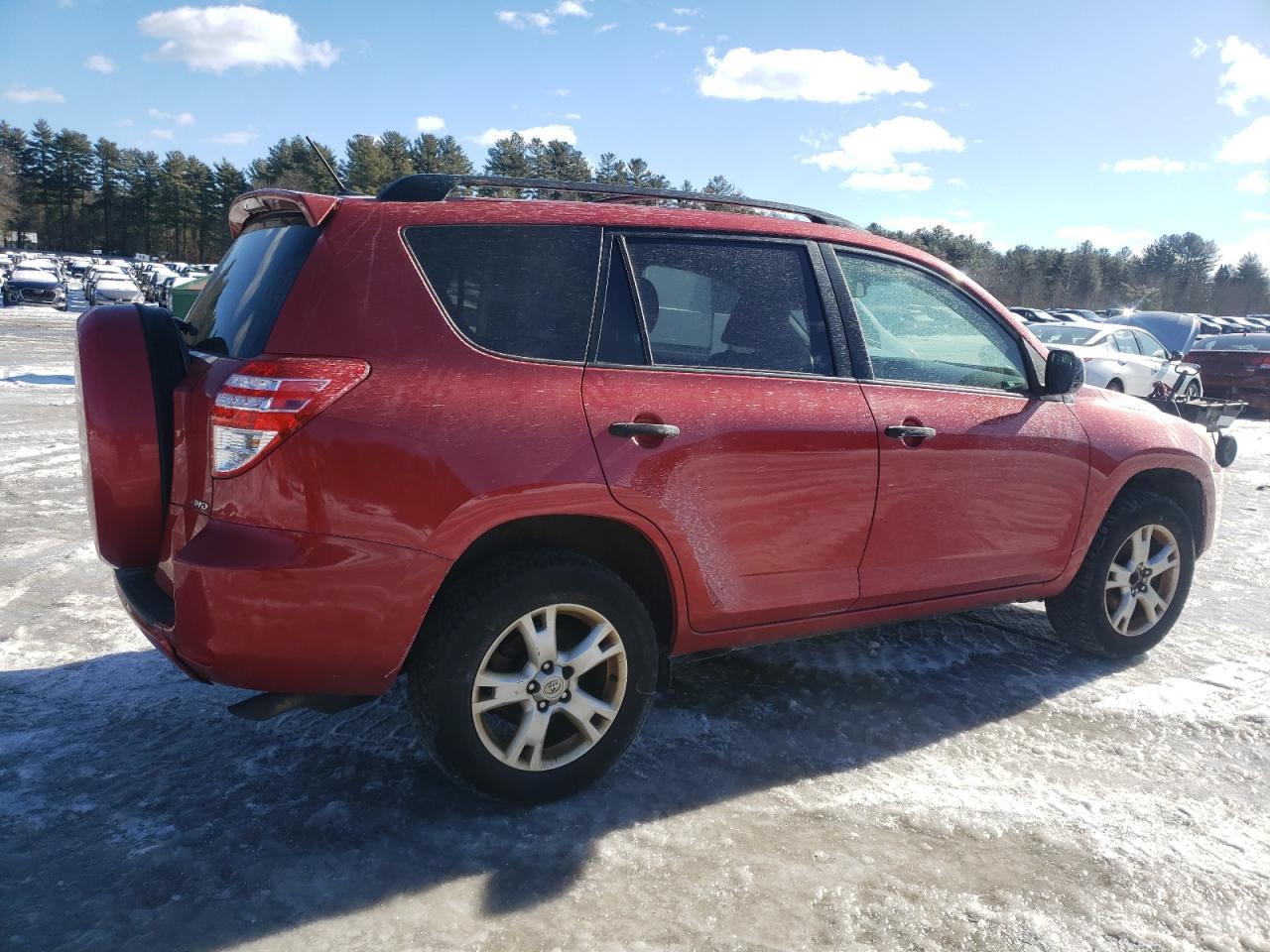 2011 TOYOTA RAV4 - Image 3