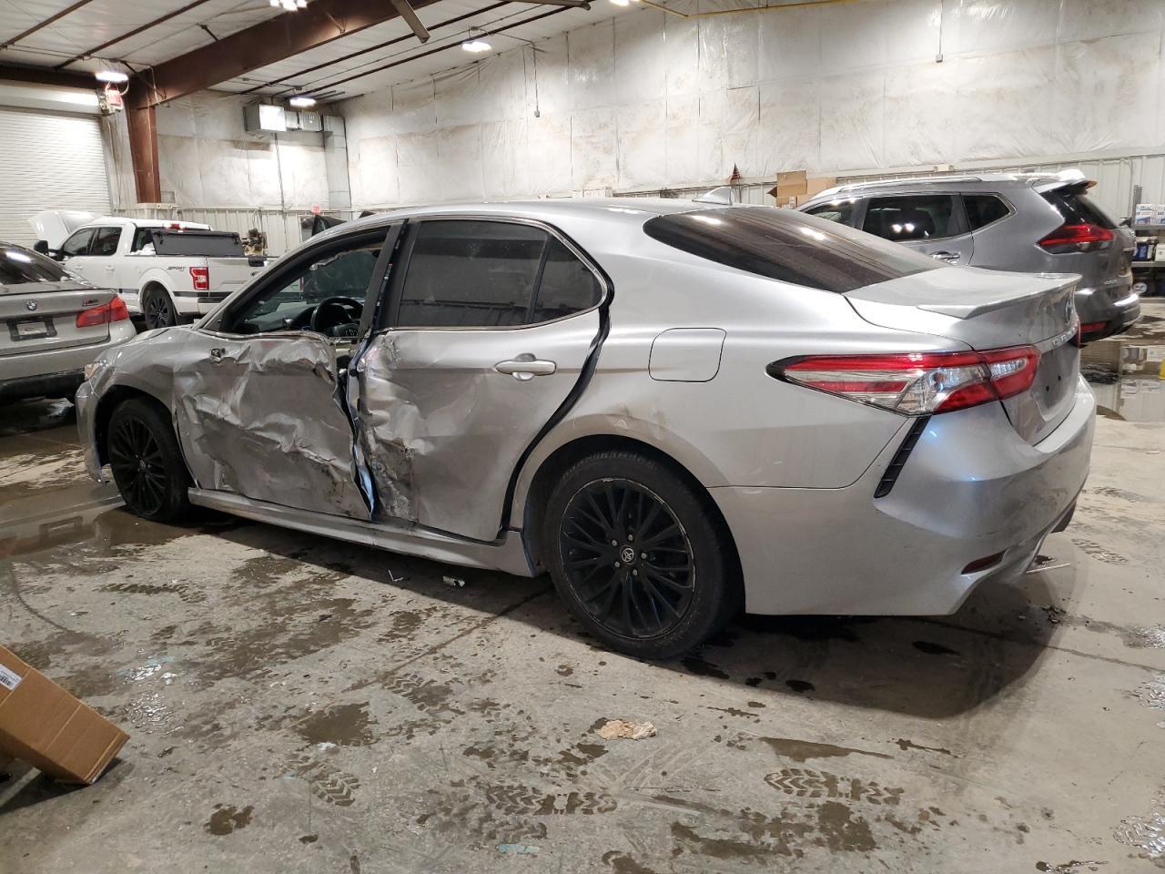 2019 TOYOTA CAMRY L - Фото 2
