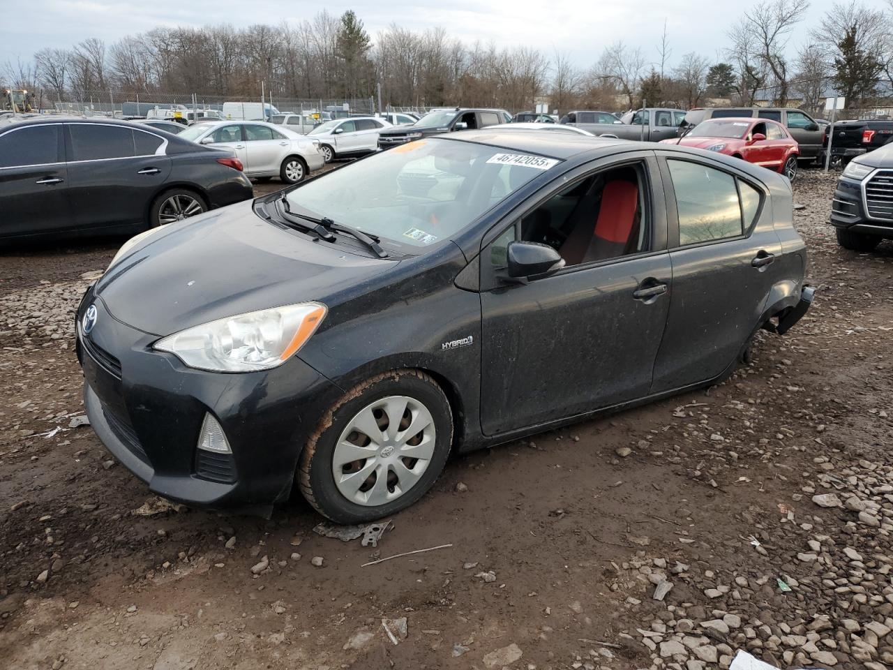2013 TOYOTA PRIUS C