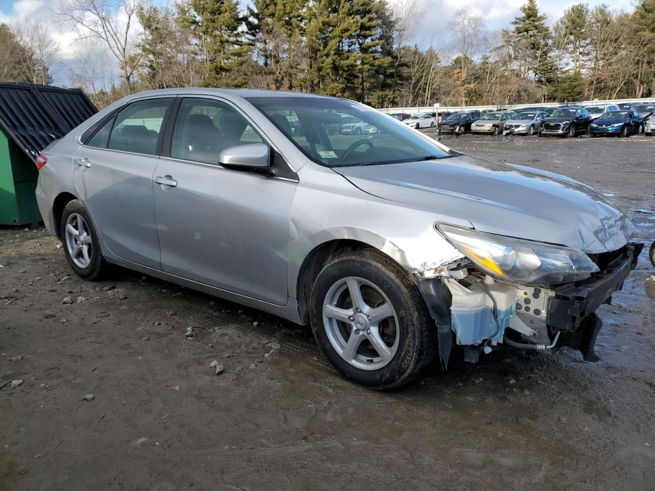 2016 TOYOTA CAMRY LE - Image 4
