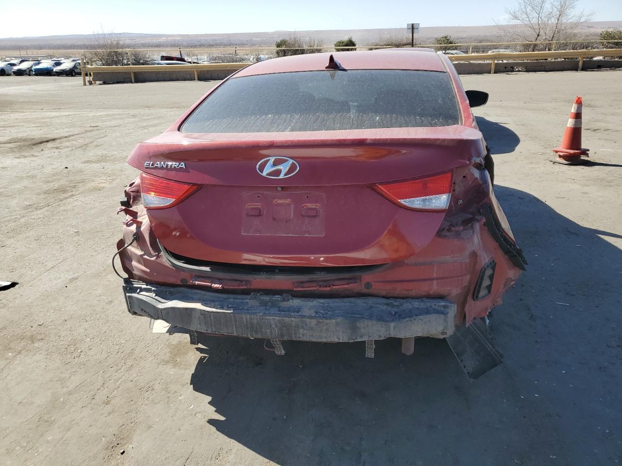 2013 HYUNDAI ELANTRA GL - Image 6