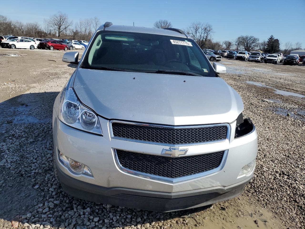 2012 CHEVROLET TRAVERSE L - Image 5
