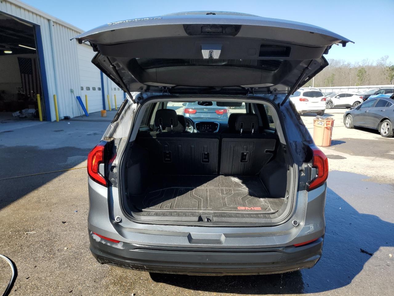 2019 GMC TERRAIN SL - Image 6