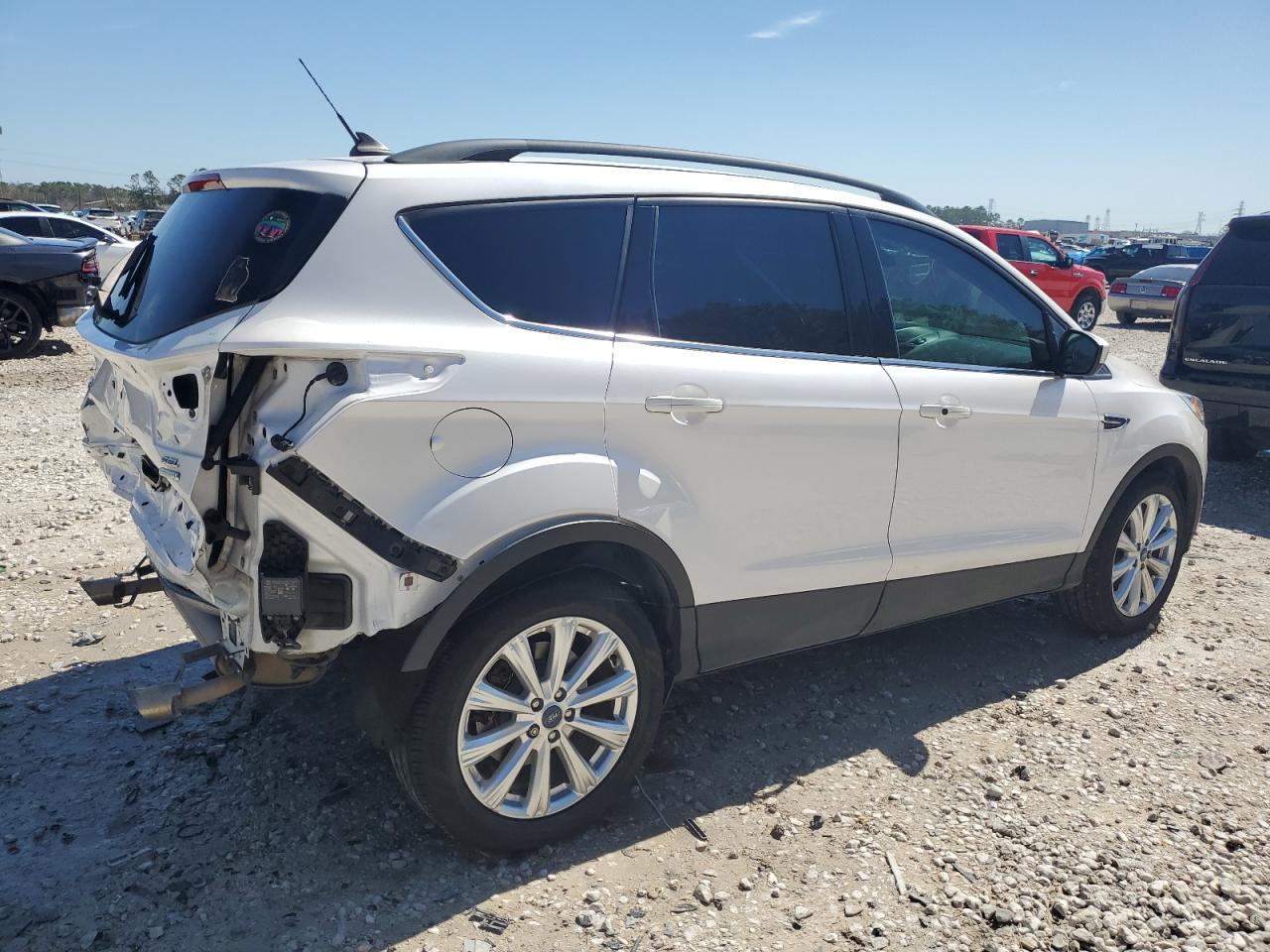 2019 FORD ESCAPE SEL - Image 3