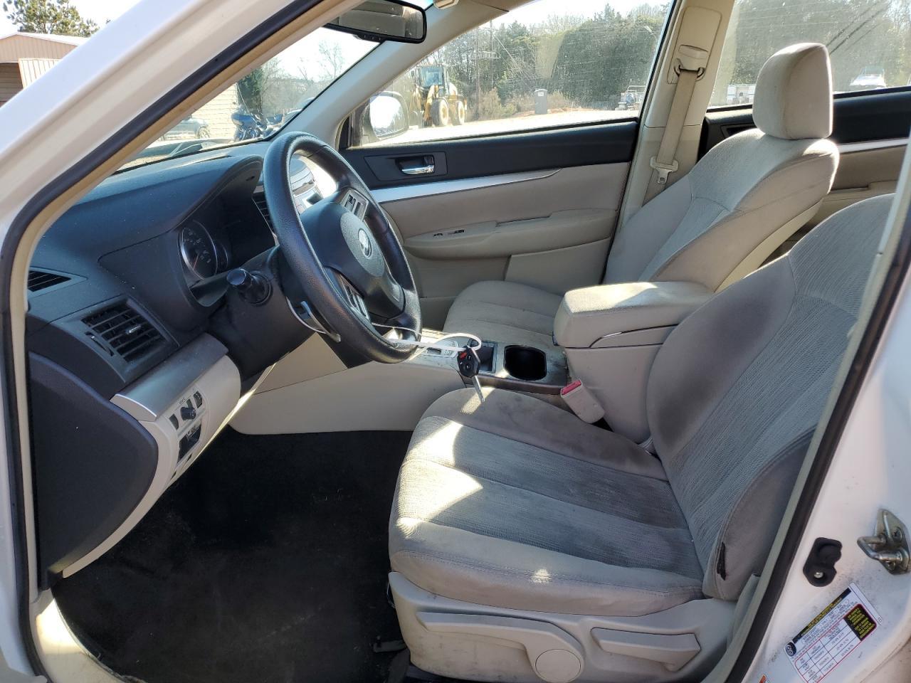 2014 SUBARU LEGACY 2.5 - Image 7