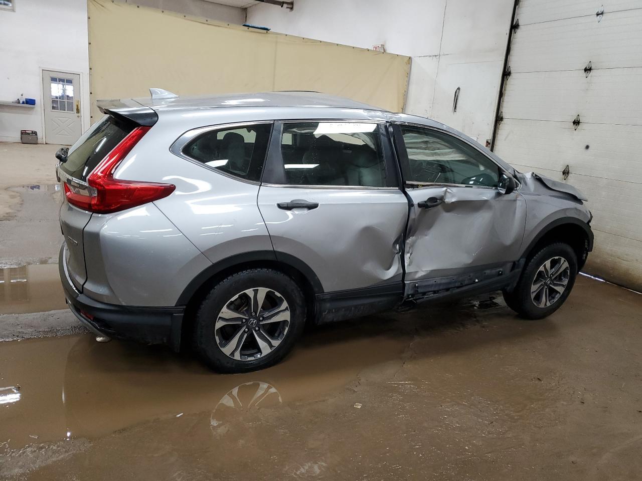 2018 HONDA CR-V LX - Image 3