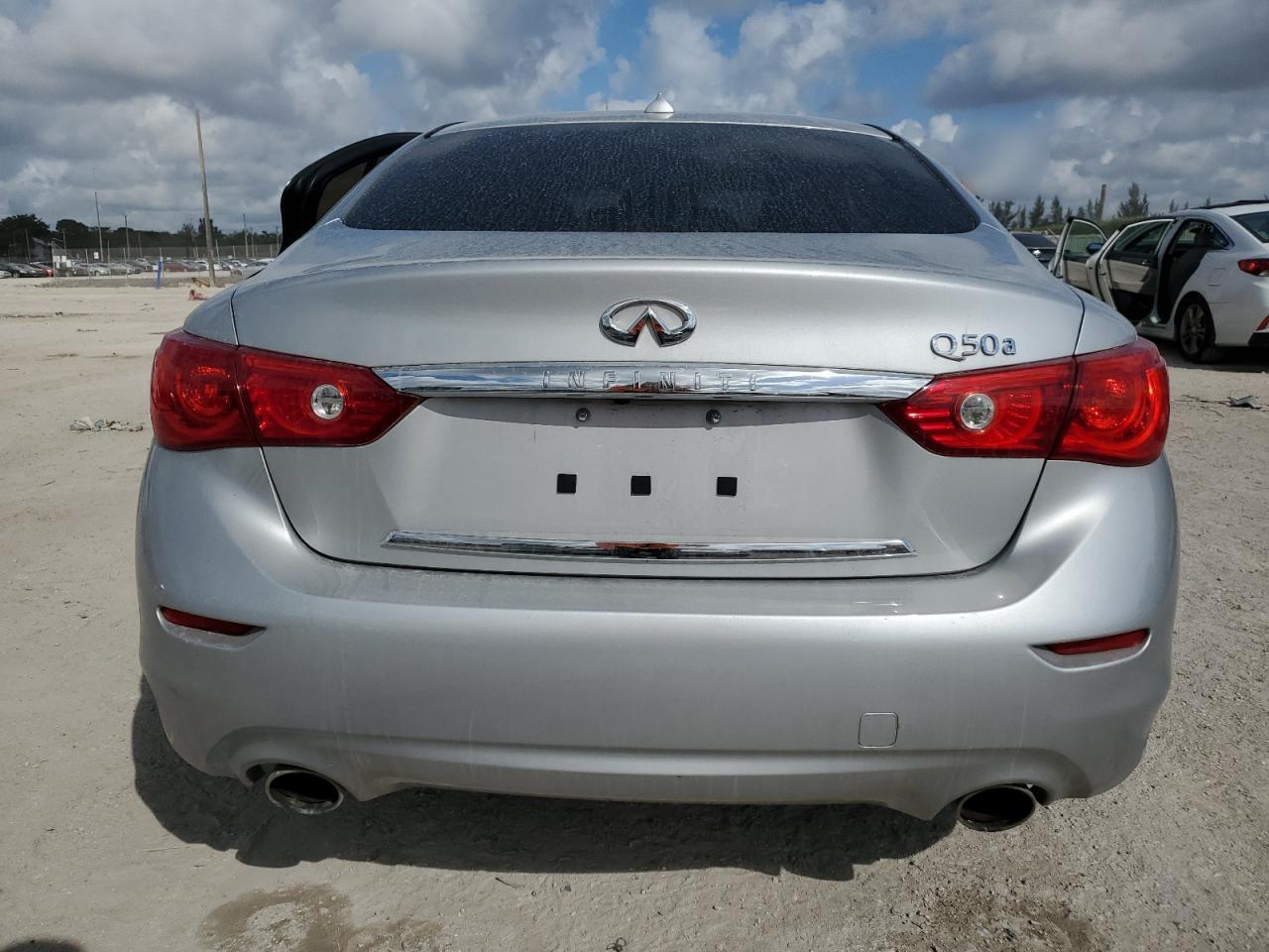 2015 INFINITI Q50 BASE - Фото 6