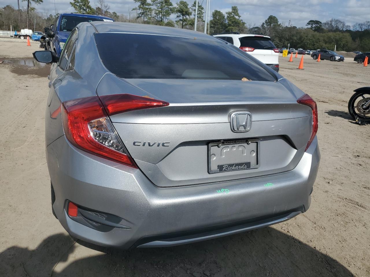 2019 HONDA CIVIC LX - Image 6