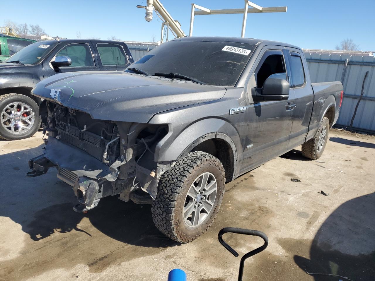2015 FORD F150 SUPER