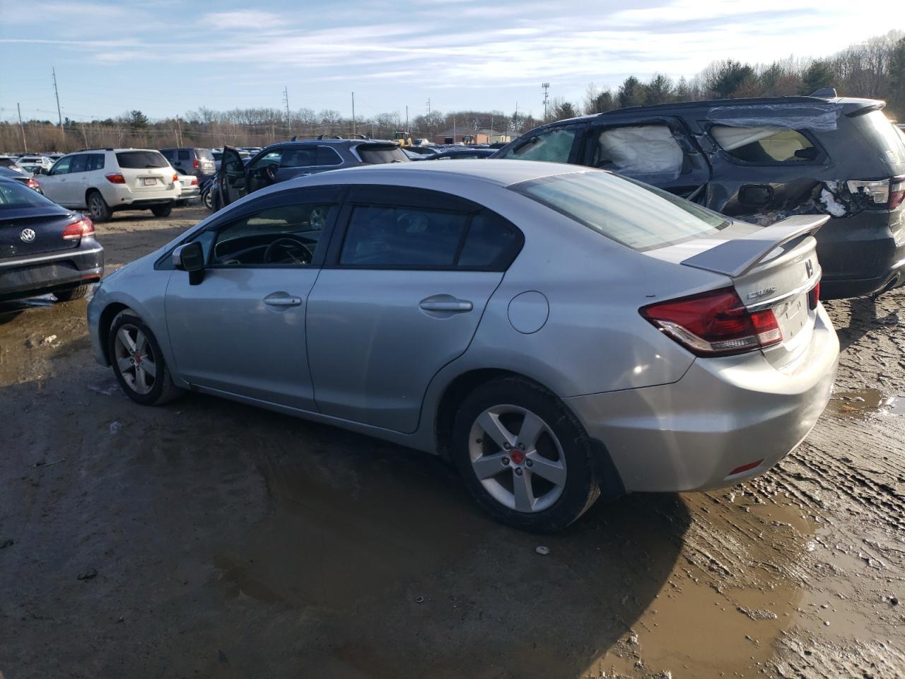2015 HONDA CIVIC LX - Фото 2