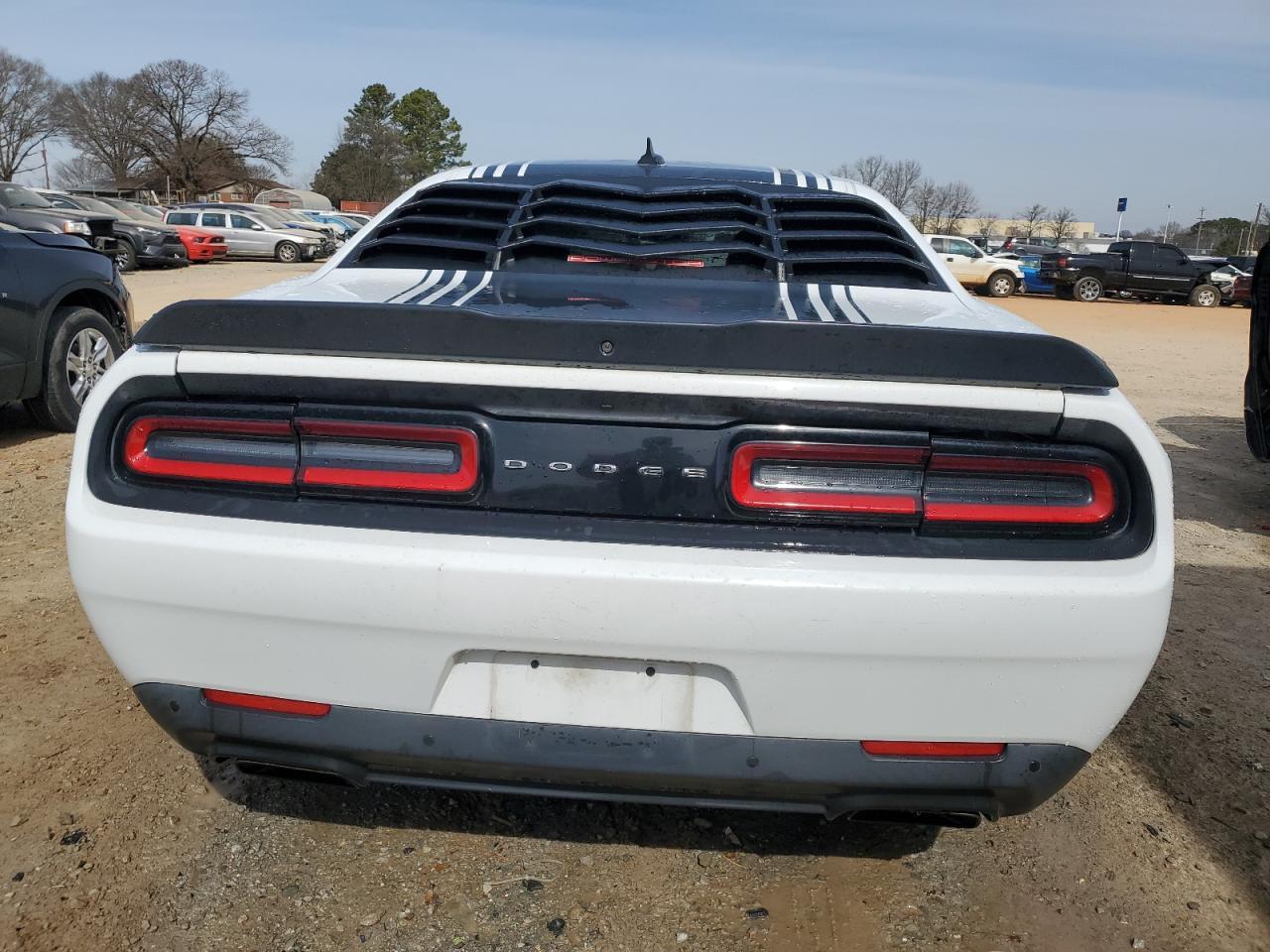 2015 DODGE CHALLENGER - Image 6