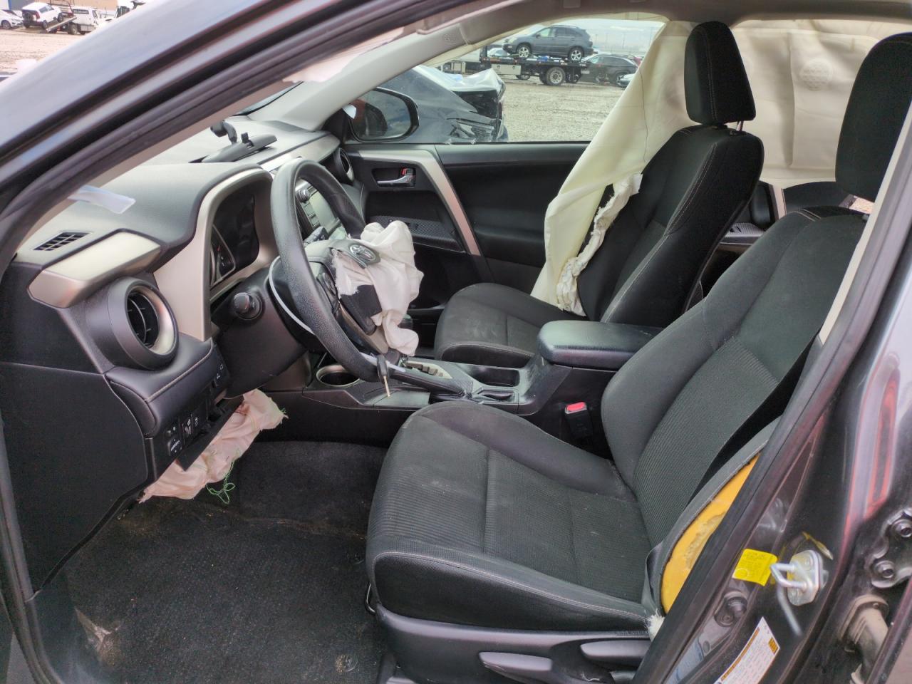 2015 TOYOTA RAV4 XLE - Image 7