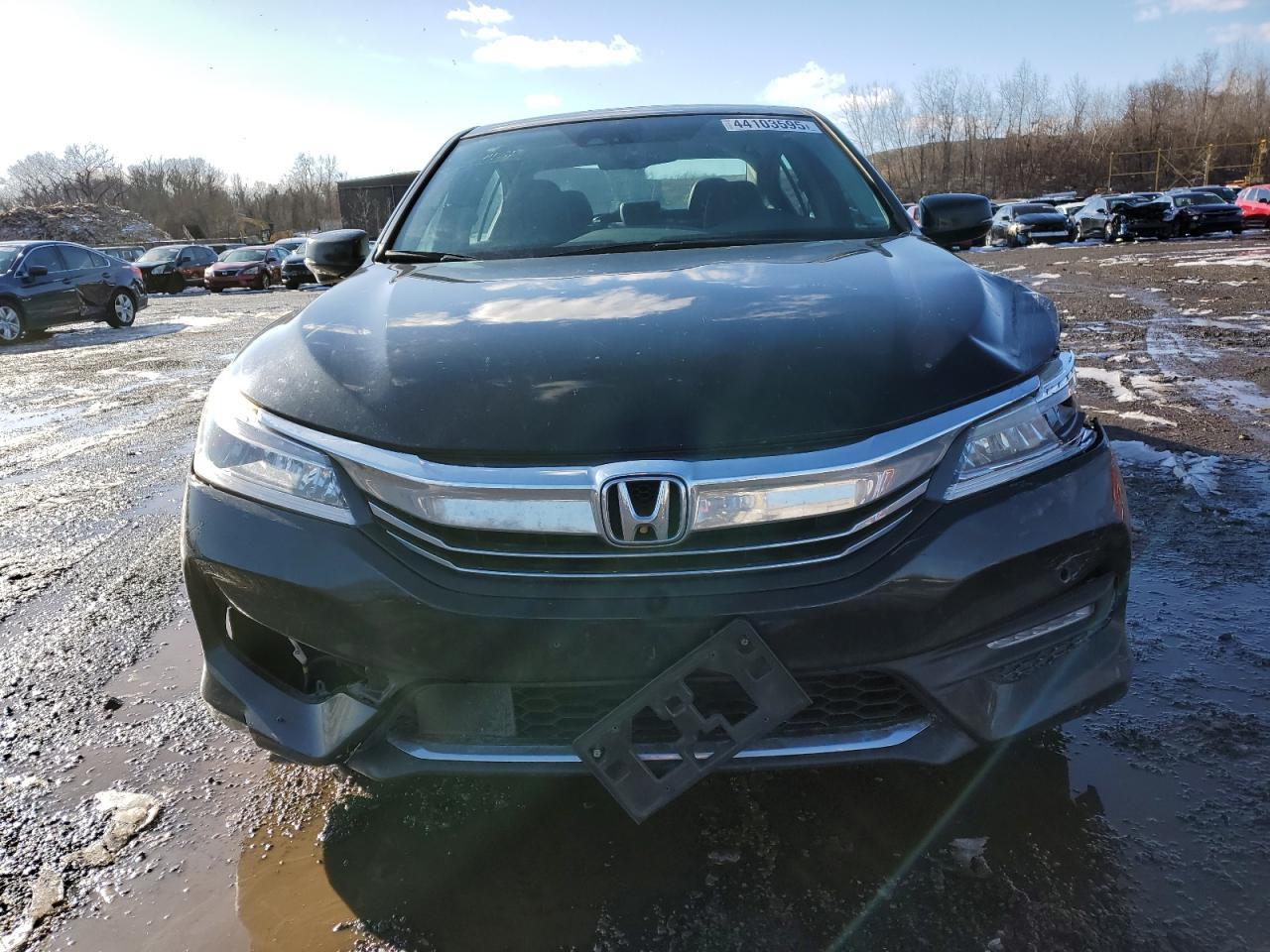 2016 HONDA ACCORD TOU - Image 5