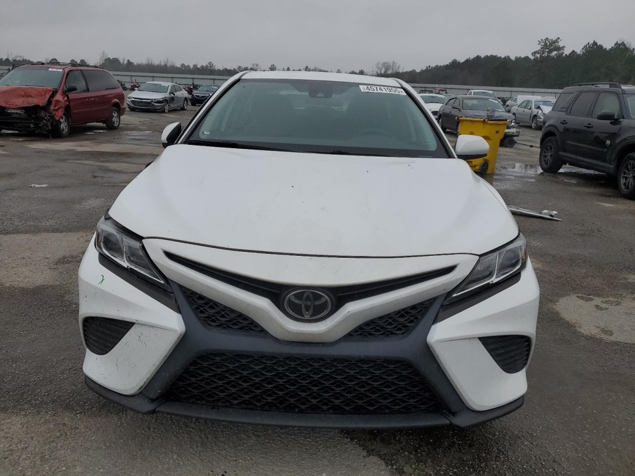 2019 TOYOTA CAMRY L - Фото 5
