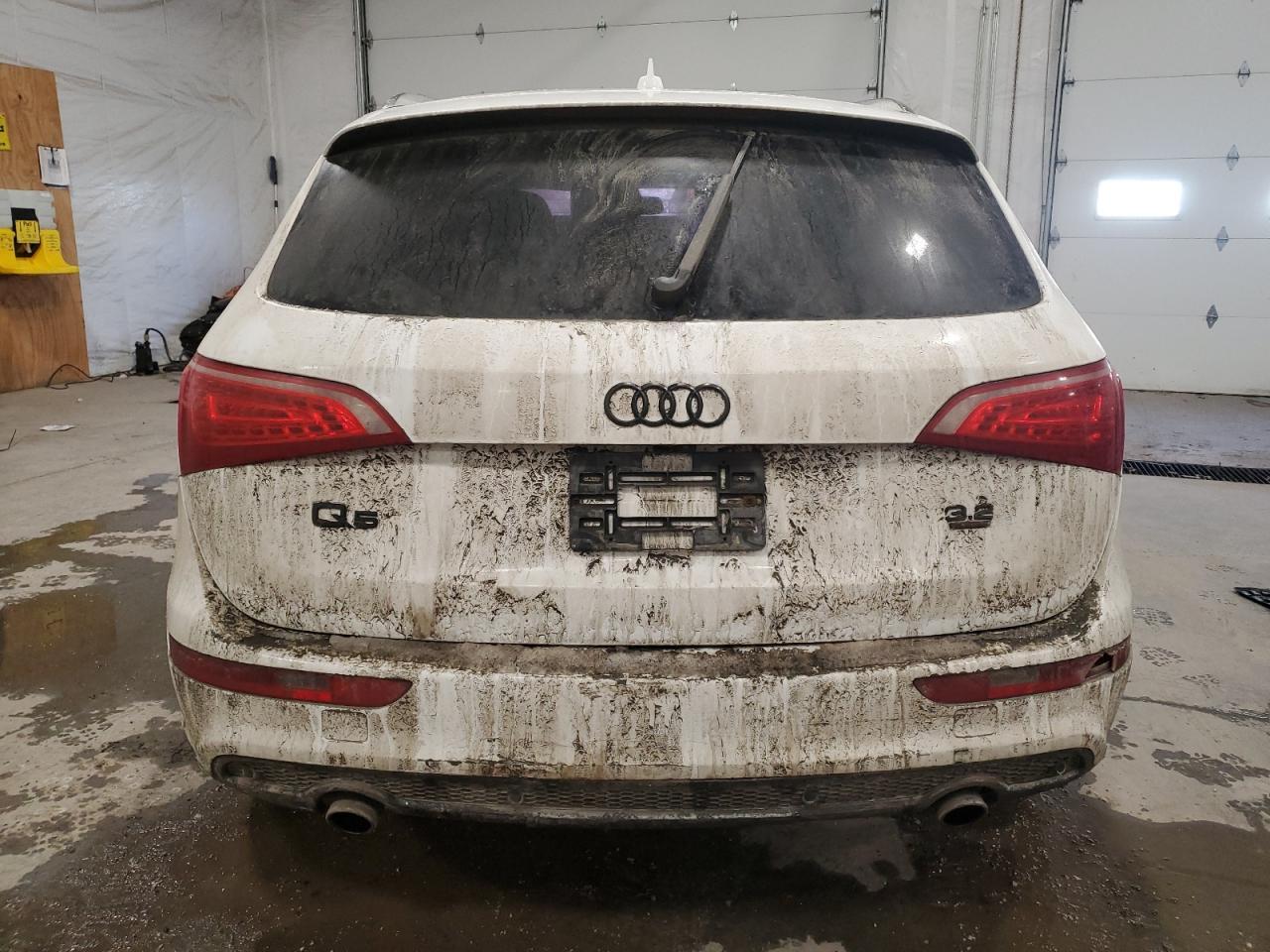 2011 AUDI Q5 PREMIUM - Image 6