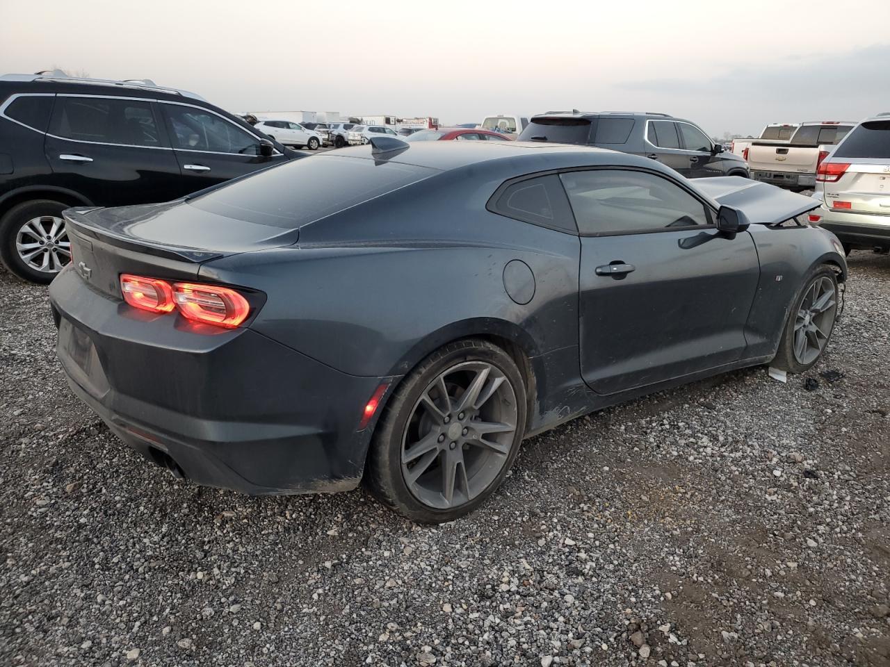 2019 CHEVROLET CAMARO LS - Image 3