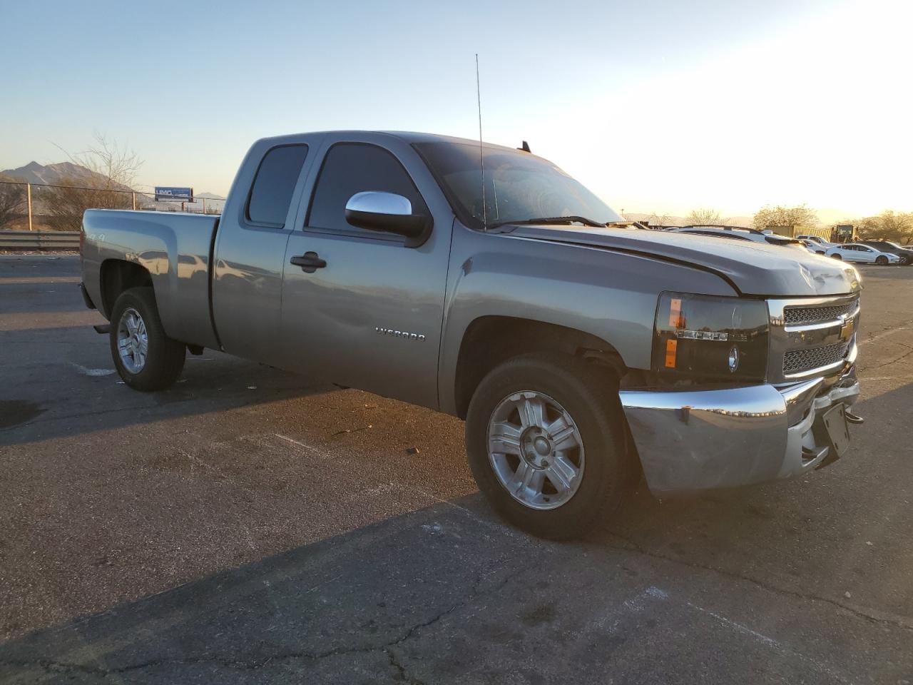2013 CHEVROLET SILVERADO - Фото 4