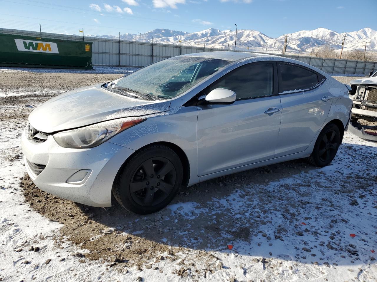 2013 HYUNDAI ELANTRA GL