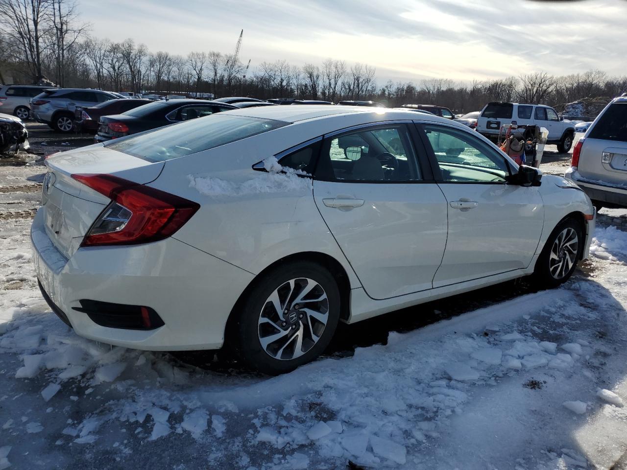 2016 HONDA CIVIC EX - Image 3