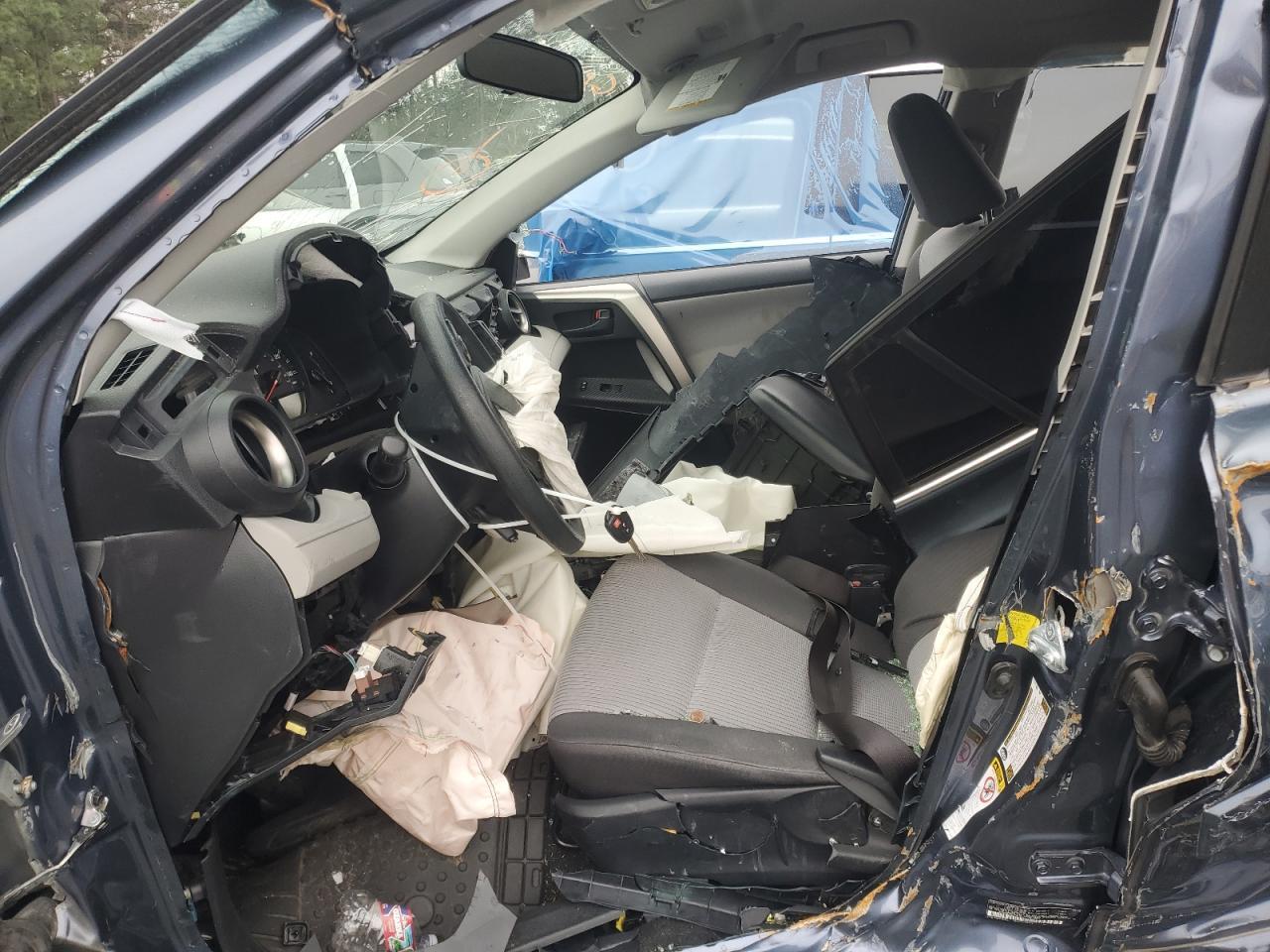 2014 TOYOTA RAV4 LE - Фото 7