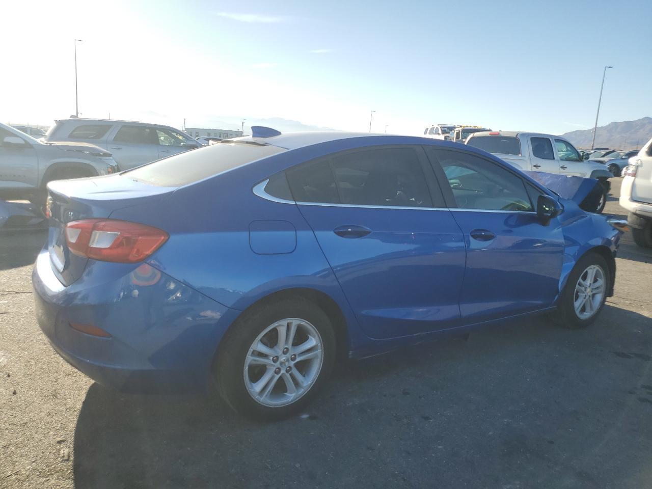 2017 CHEVROLET CRUZE LT - Фото 3