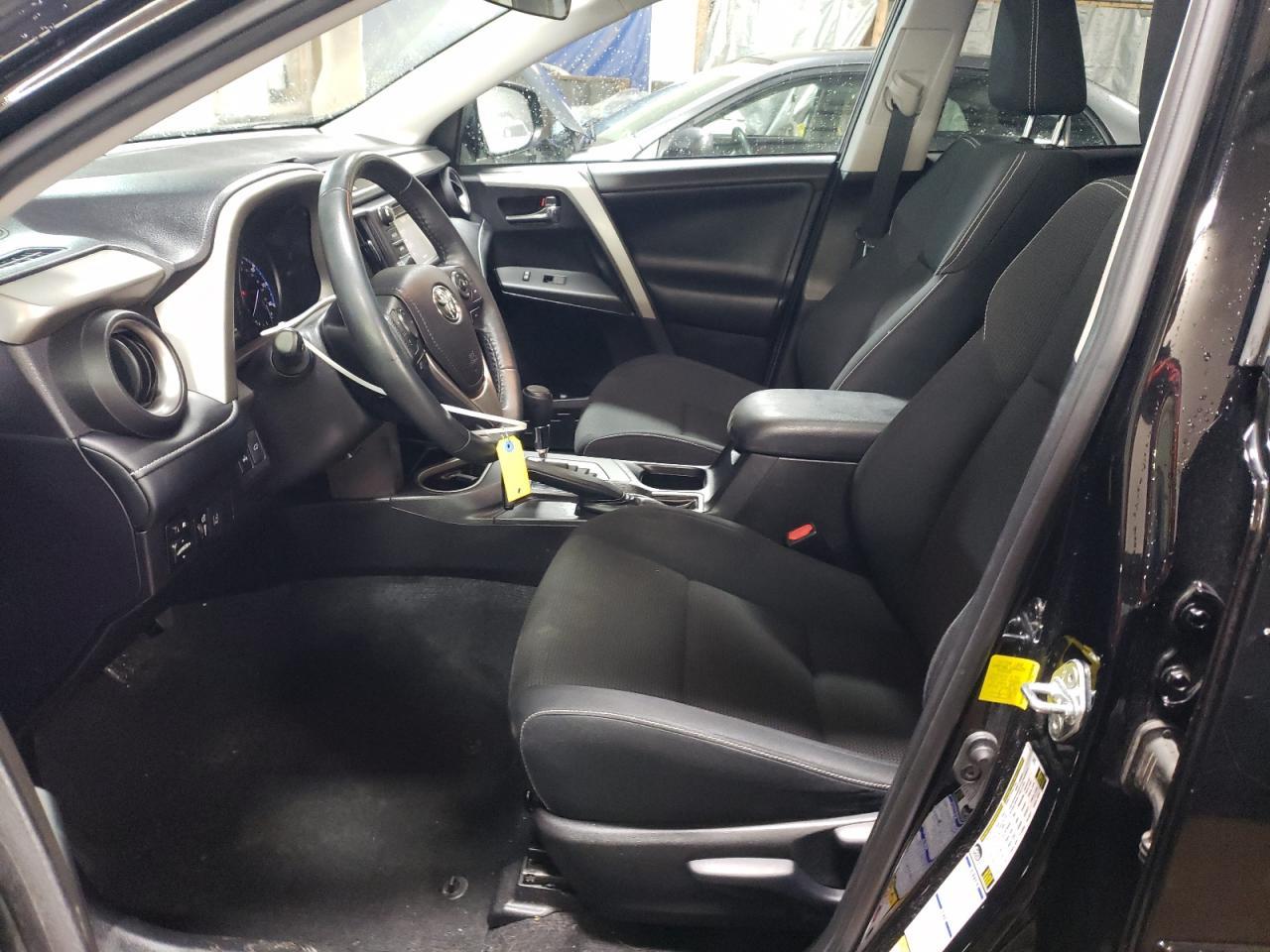 2017 TOYOTA RAV4 XLE - Image 7