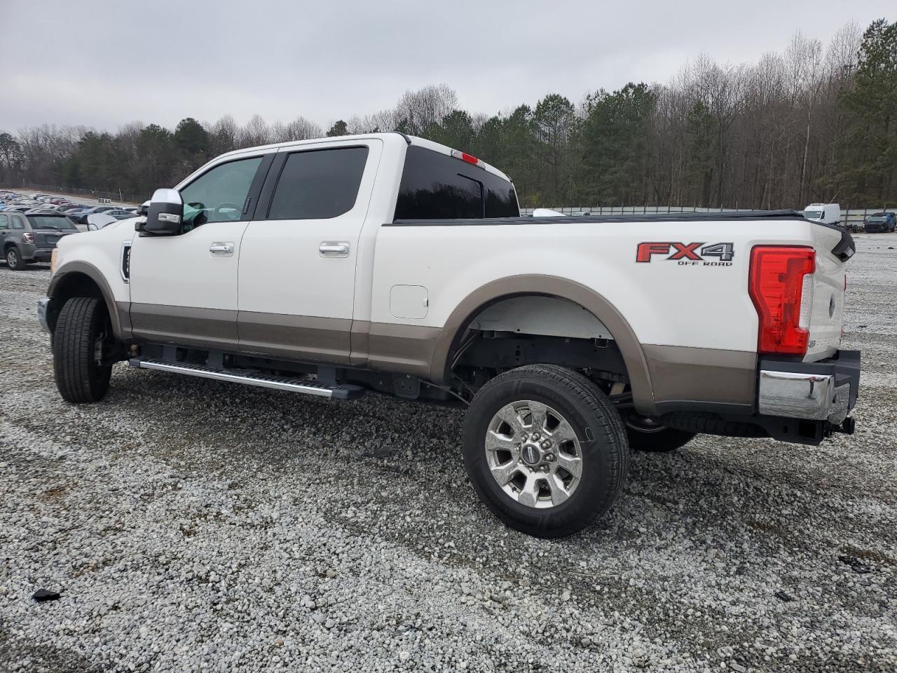 2017 FORD F250 SUPER - Image 2