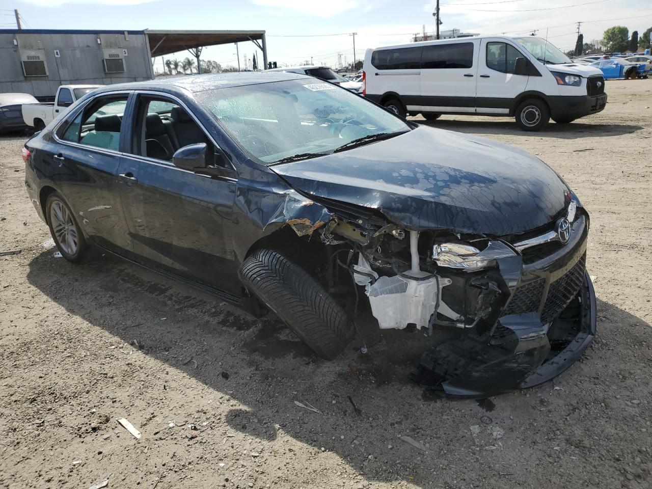 2017 TOYOTA CAMRY LE - Image 4