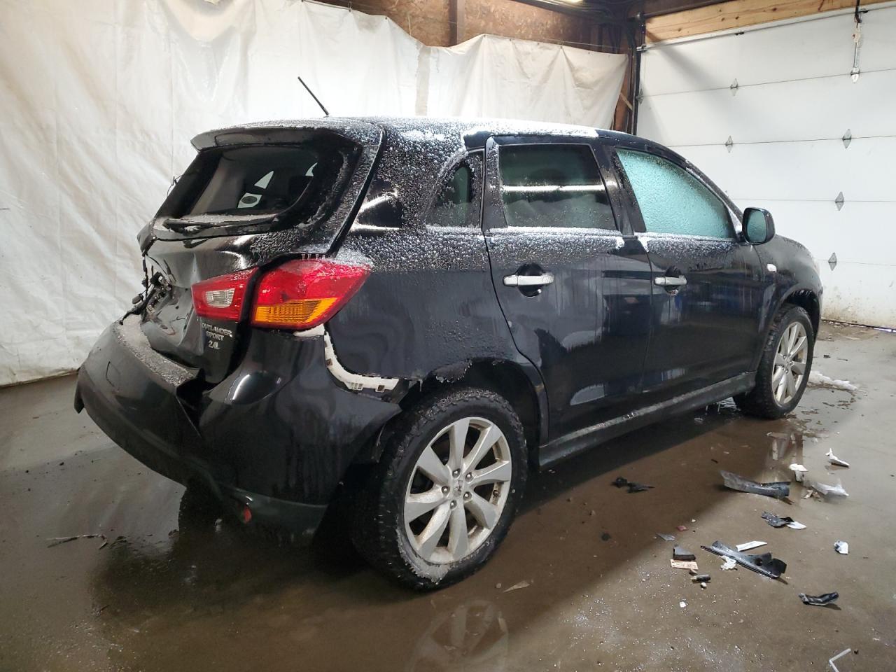 2015 MITSUBISHI OUTLANDER - Фото 3